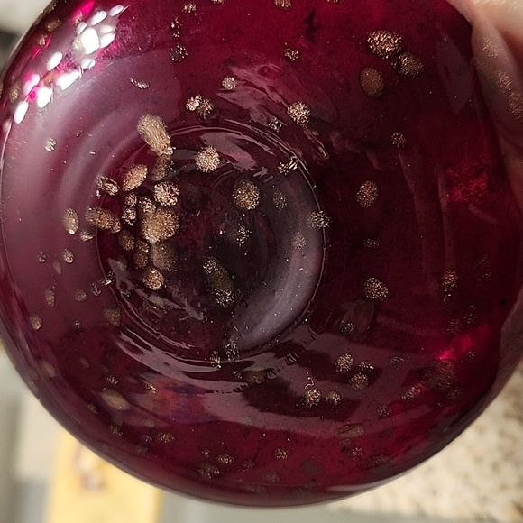 Vintage glass vase - Picture 9 of 10